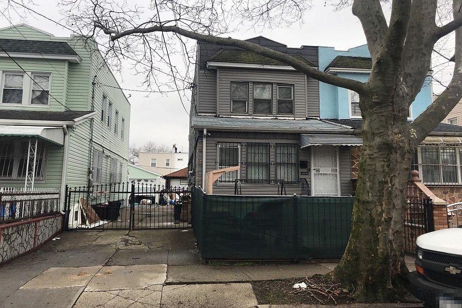 1st image of 10321 126th St