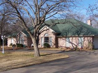 8718 Ravenswood Rd, Granbury, TX 76049