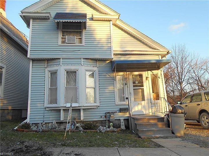1st image of 242 Park Pl