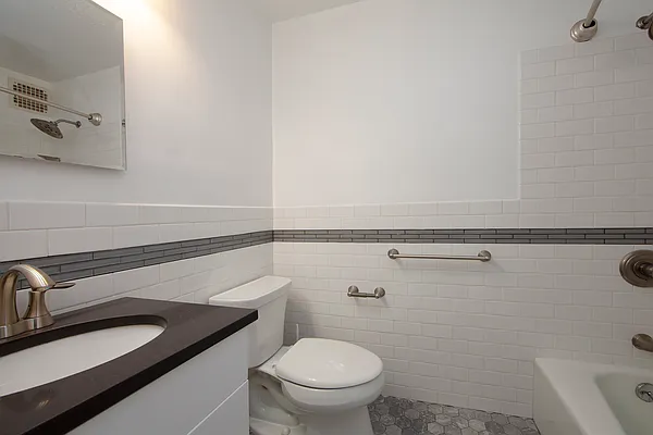 Rented by R New York | media 5