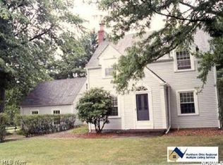 27649 Emery Rd, Cleveland, OH 44128