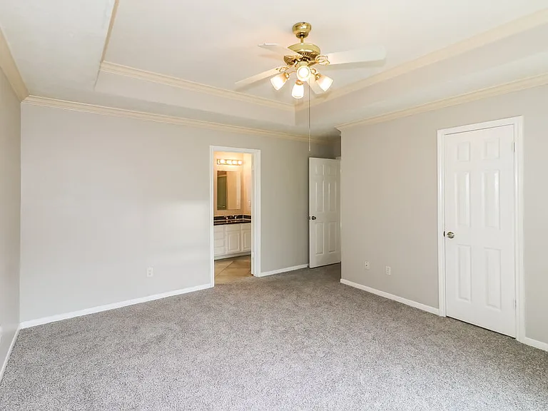 6207 Hampton Oak Ct — Photo 11
