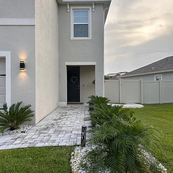 32804 Brooks Hawk Ln — Photo 2