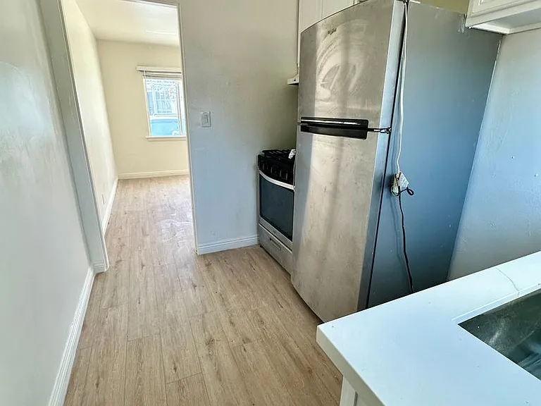 818 Cedar St — Photo 10