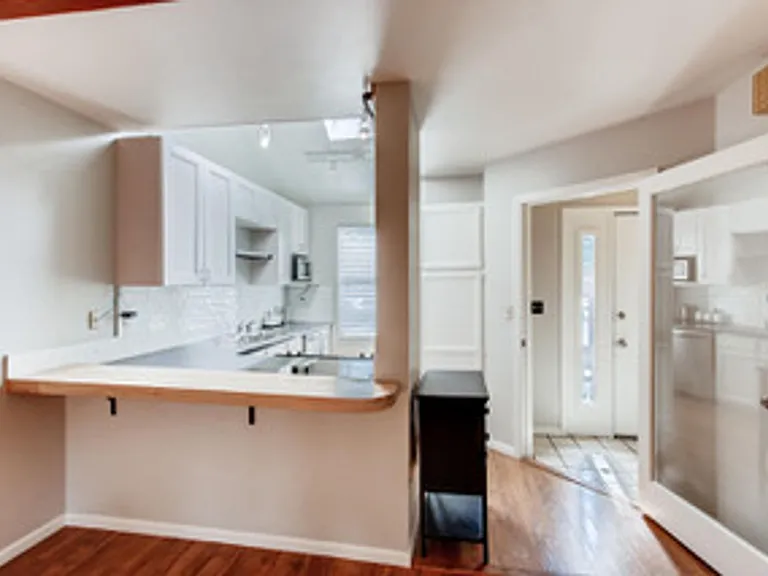 3135 Bell Dr — Photo 4