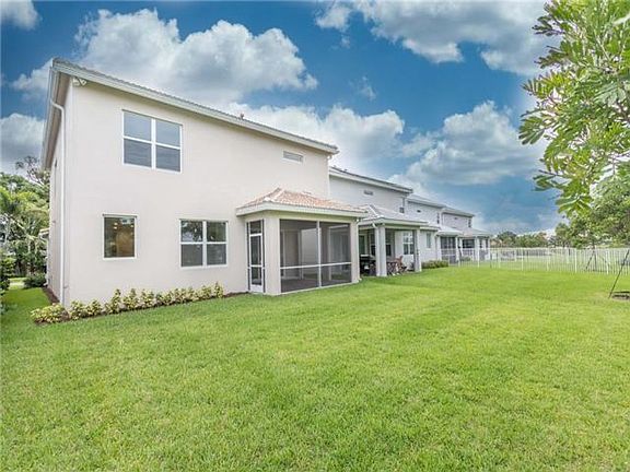 2nd image of 3783 Greenway Dr
