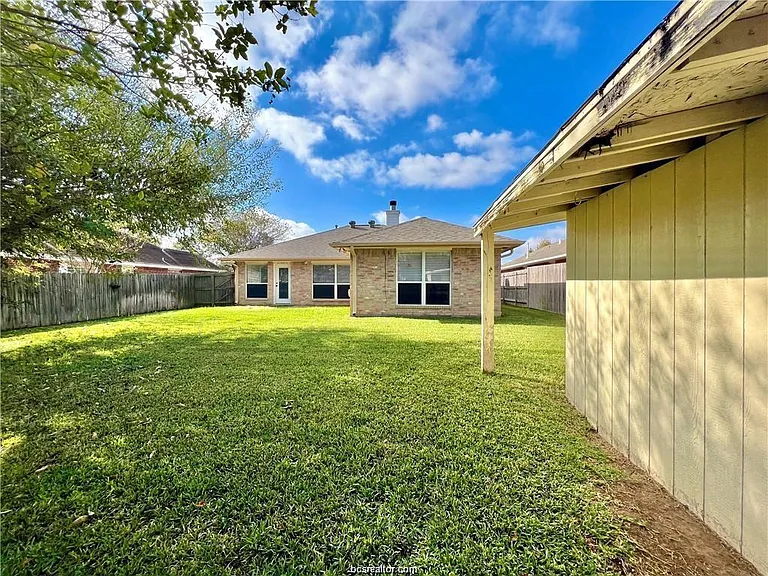 3605 Vienna Dr — Photo 17