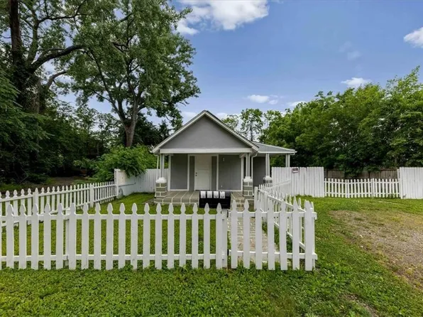 1108 S 39th St, Kansas City, KS 66106