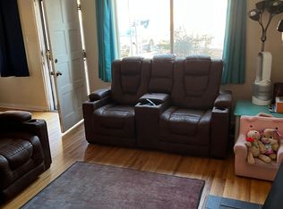 813 Cardenas Dr NE, Albuquerque, NM 87108