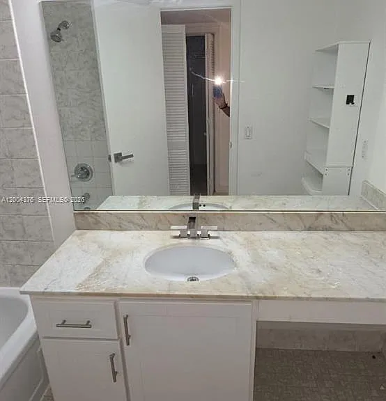 2750 NE 183rd St #2010 — Photo 24