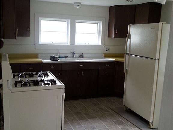 2nd image of 12 Clarendon St
