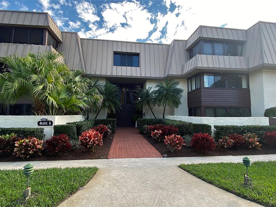 1st image of 1800 SE Saint Lucie Blvd APT 5-208