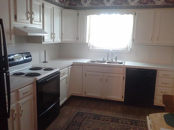 4th image of 1024 S Gretchen Ave