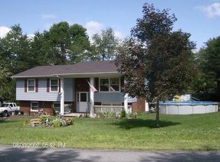 14 Crestview Dr, Lock Haven, PA 17745