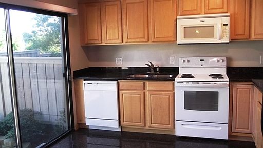 1st image of 8013 Caminito Gianna