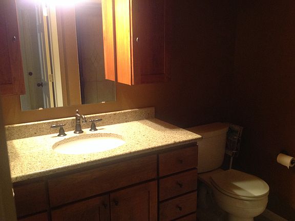 5th image of 1115 Crestwood Ln