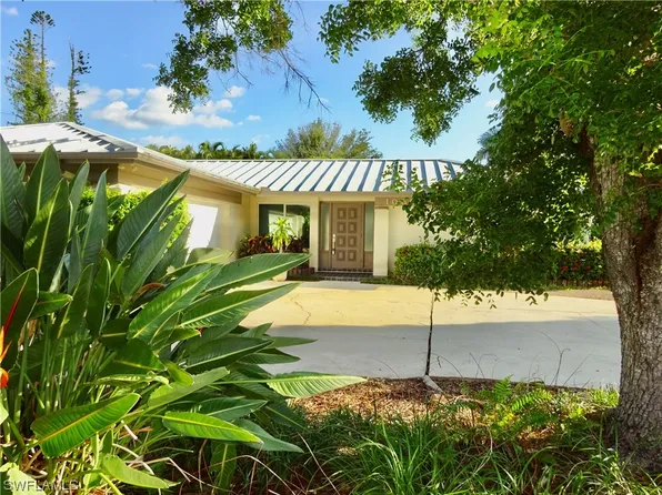 1056 Bayshore Ave, Fort Myers, FL 33919