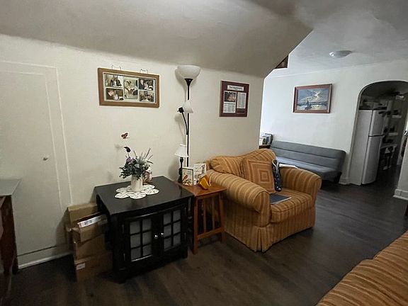 5th image of 512 10th St Unit 32