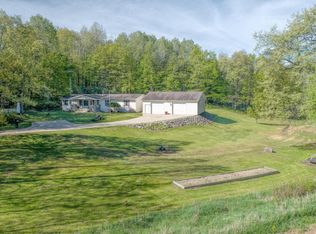13245 160th Ave, Big Rapids, MI 49307