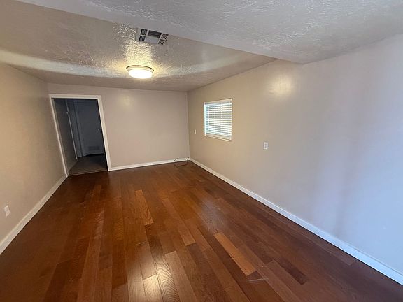 5th image of 503 Grant St