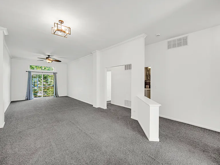 2290 Scott Ln #2290 — Photo 10