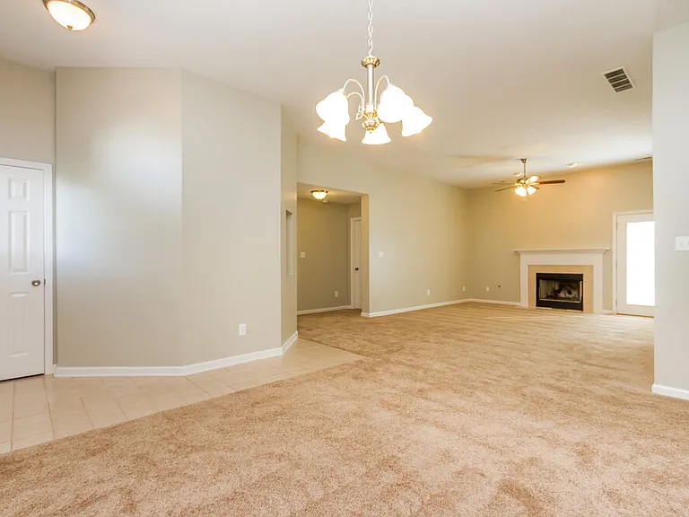 674 Austrian Way — Photo 4