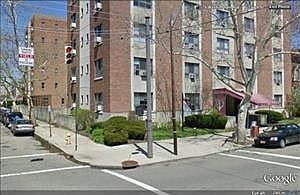 2nd image of 518 E Town St APT 617