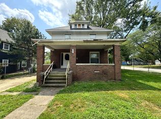 211 W Beardsley Ave, Champaign, IL