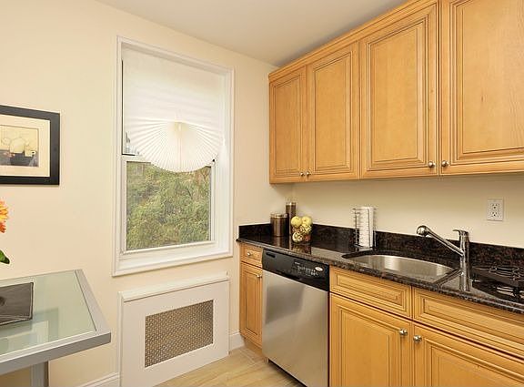 2nd image of 2 Sadore Ln APT 4X