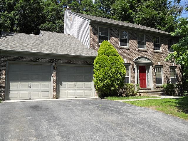 1st image of 233 Timber Knoll Dr