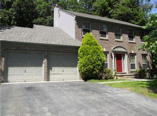 233 Timber Knoll Dr, Bear, DE 19701