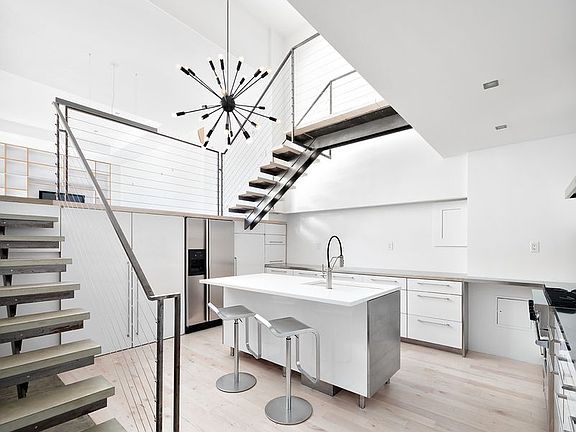 2nd image of 300 W 14th St #303