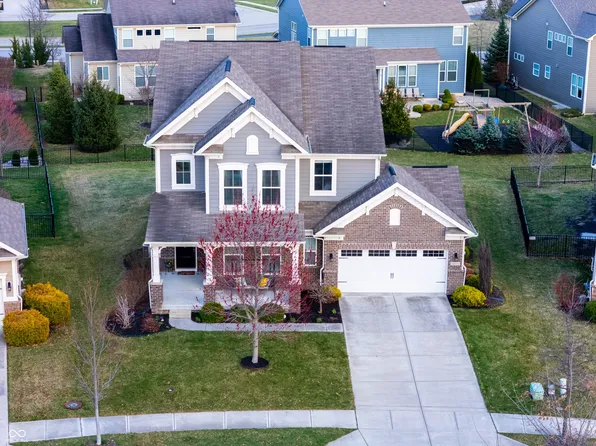 14059 Knightstown Dr E, Carmel, IN 46033