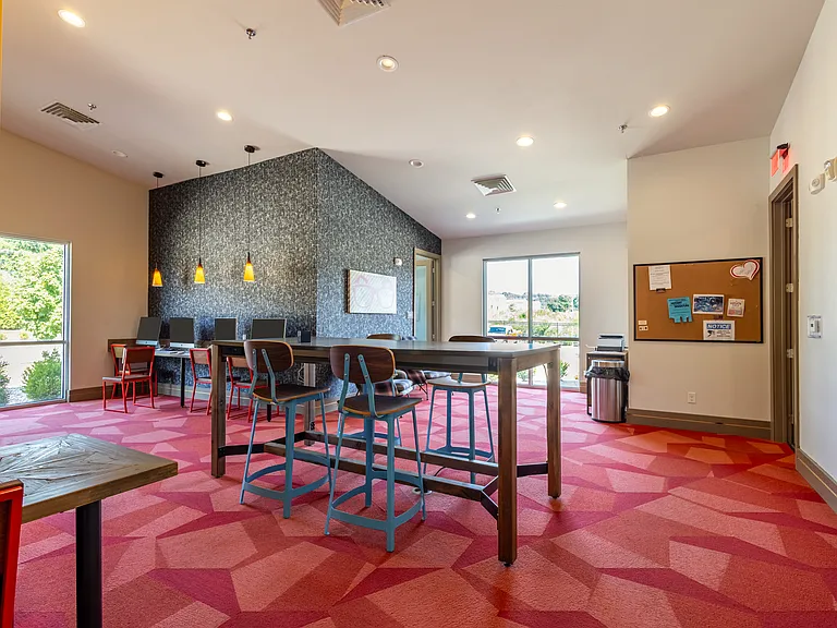 Hawks Landing Apartments — Photo 60
