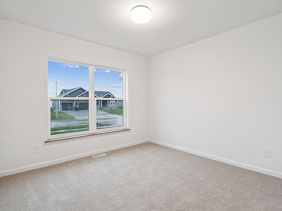 5th image of 4528 Sonoma Dr