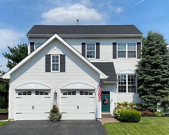 2nd image of 94 Arrowhead Dr