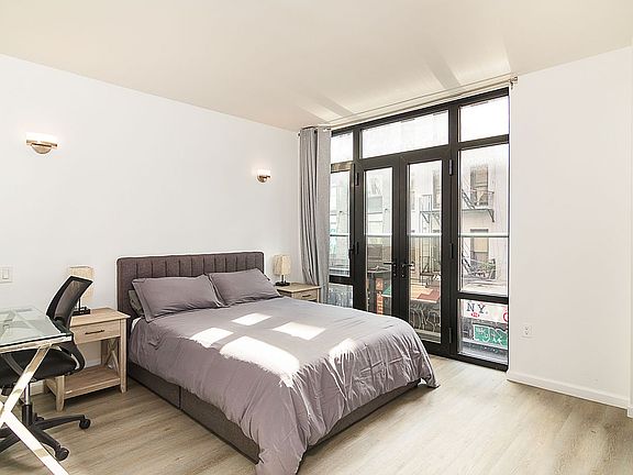 3rd image of 111 Mulberry St #6A