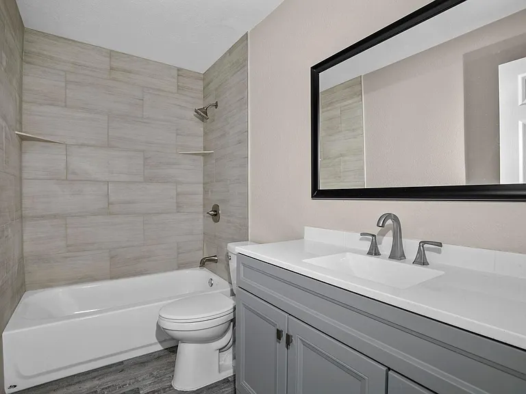 4904 Watkins Dr — Photo 8