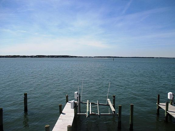 4th image of 609 Bayshore Dr