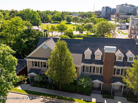 2nd image of 370 Hillcrest Ave