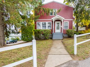 8 Roselin Ave, Quincy, MA 02169