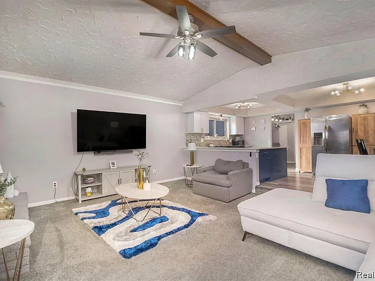 41720 Mary Kay Dr — Photo 6