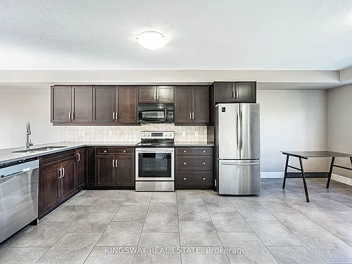 275 Old Huron Rd E #15 Photo 1
