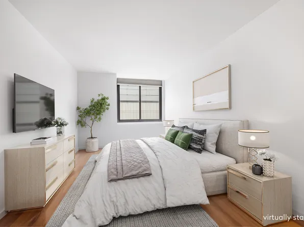 515 East 72nd Street image 4 of 15