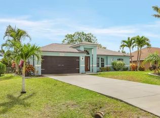 2705 SW 11th Pl, Cape Coral, FL 33914