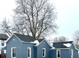 172 N Main St, Andrews, IN 46702