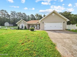 873 Amburn Meadows Ln, Maryville, TN 37801