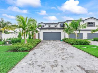 4973 Oakmont Dr #1, Fort Lauderdale, FL 33312