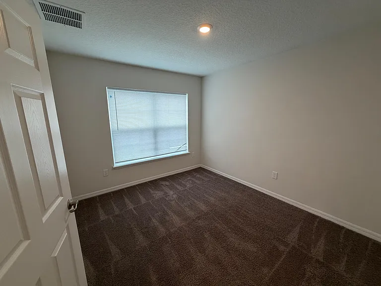 2124 Penny Ln — Photo 23