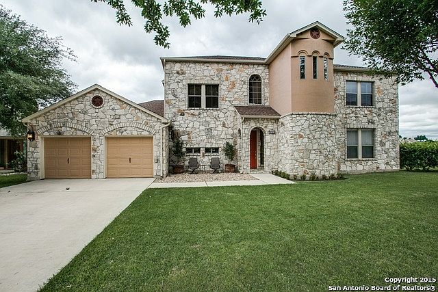 1st image of 131 Donald Ross Pl